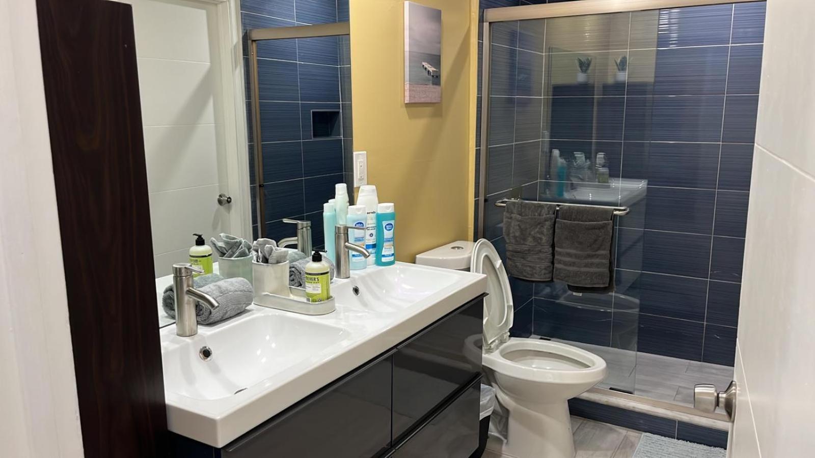 Beautiful, Fully Furnished 4Bed 2Bath House - 5 Minute Walk To Miracle Mile Downtown Coral Gables Villa Miami Kültér fotó